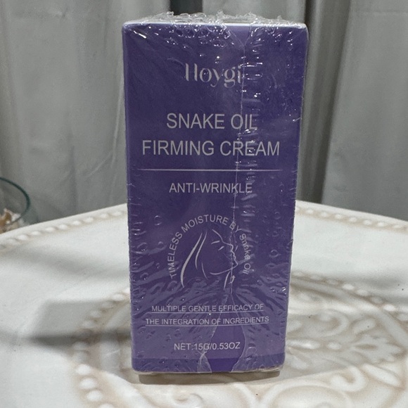 hoygi Other - Korean Snake Oil Firming Cream